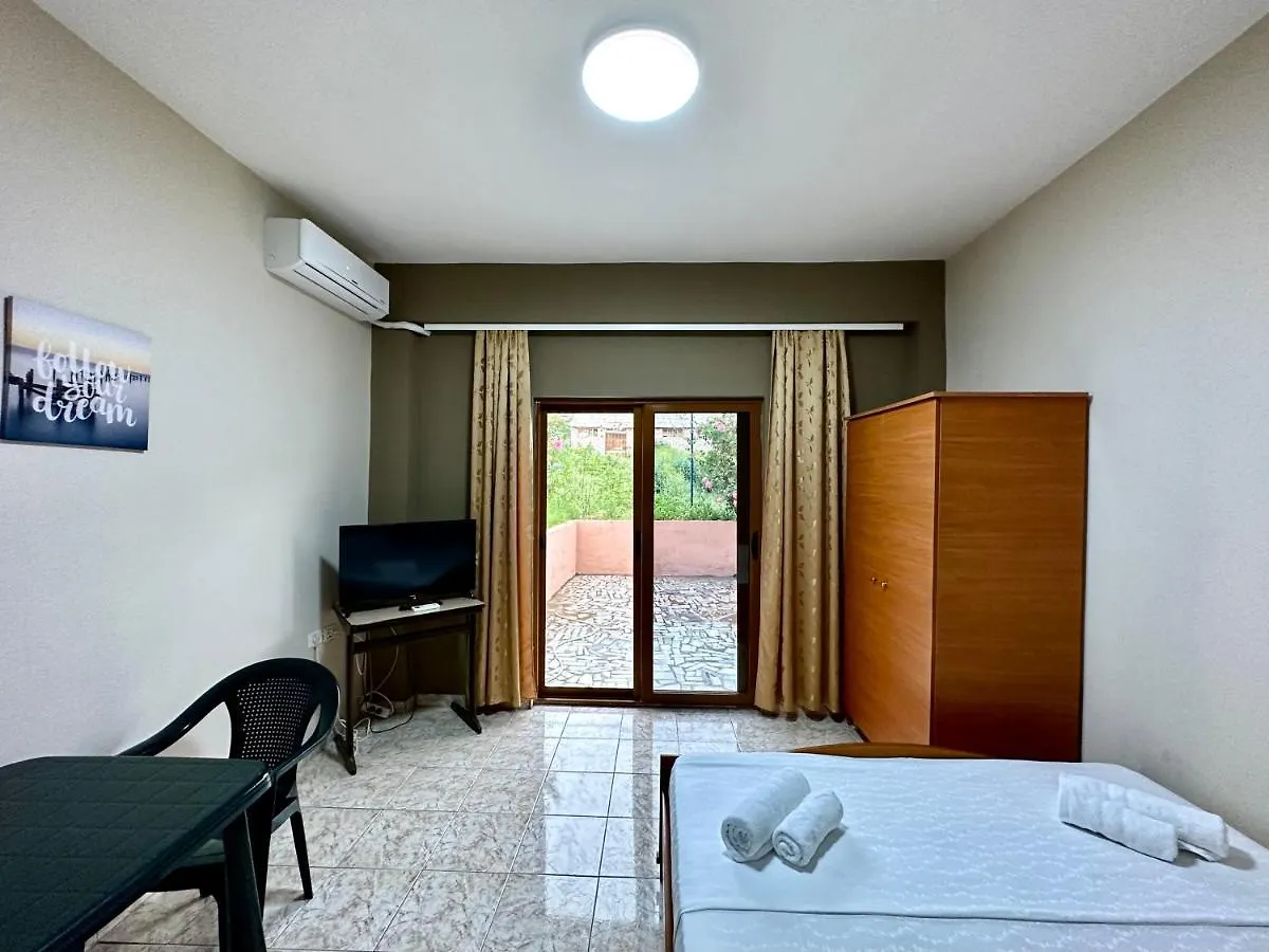 Lidia Apartments Sarande