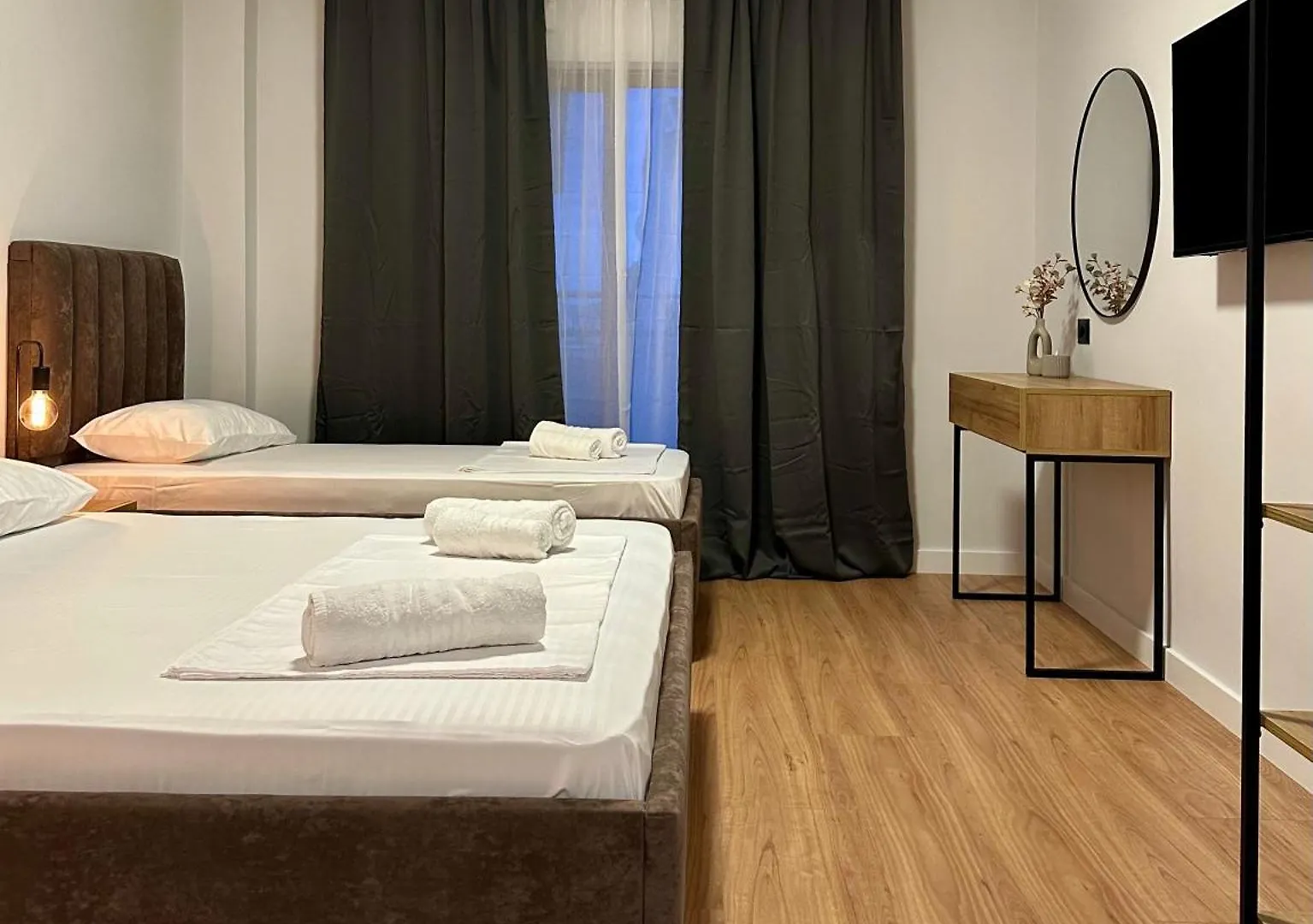 Lidia Apartments Sarande