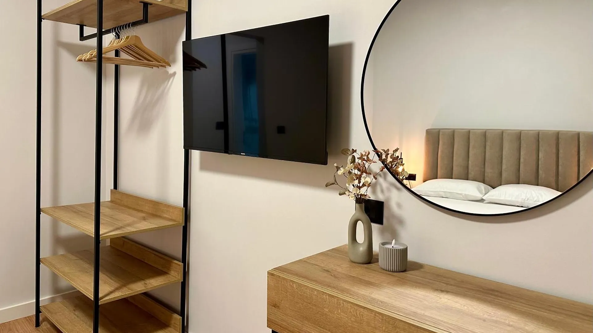 Lidia Apartments Sarande 0*,