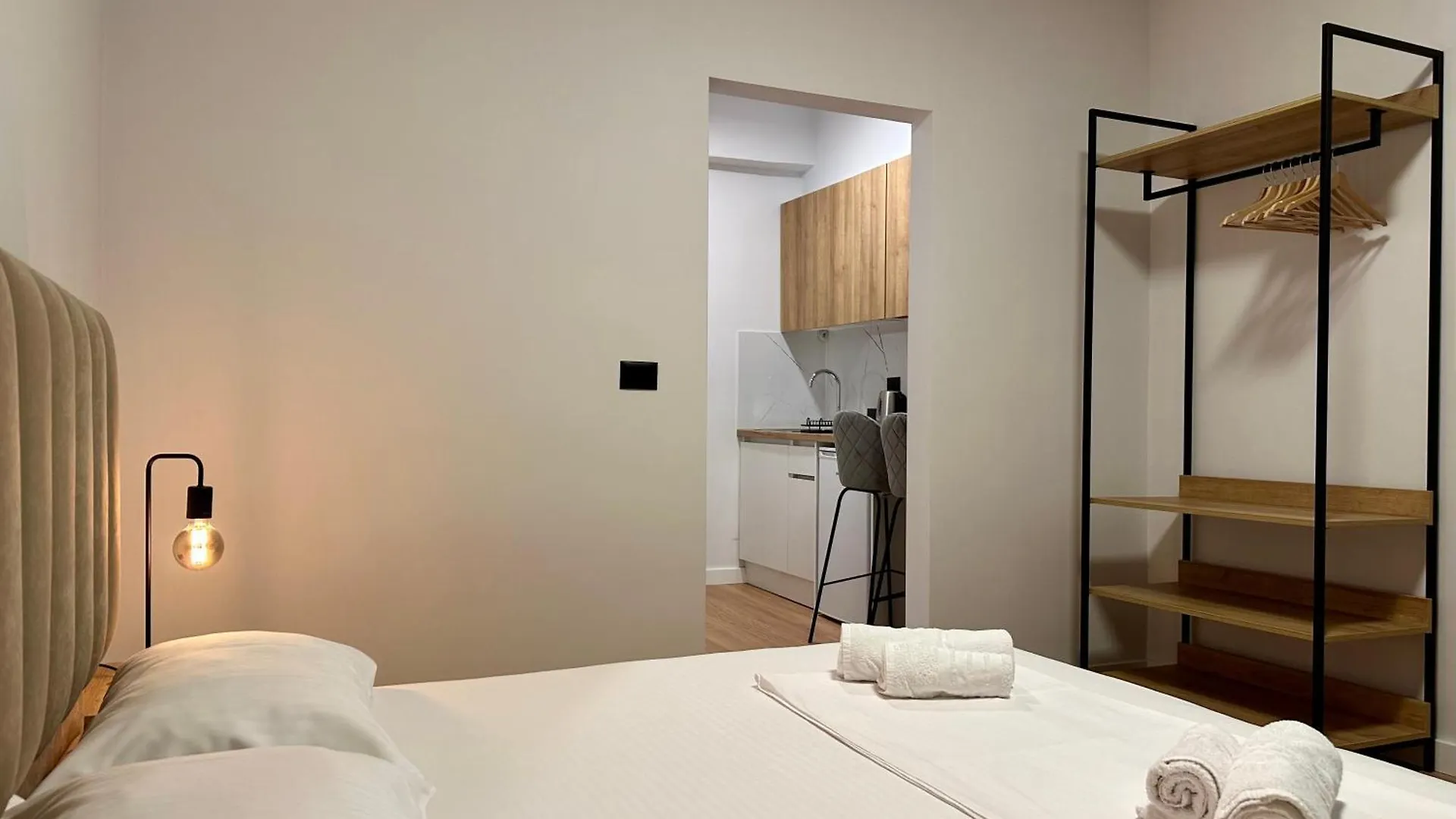 Lidia Apartments Sarande