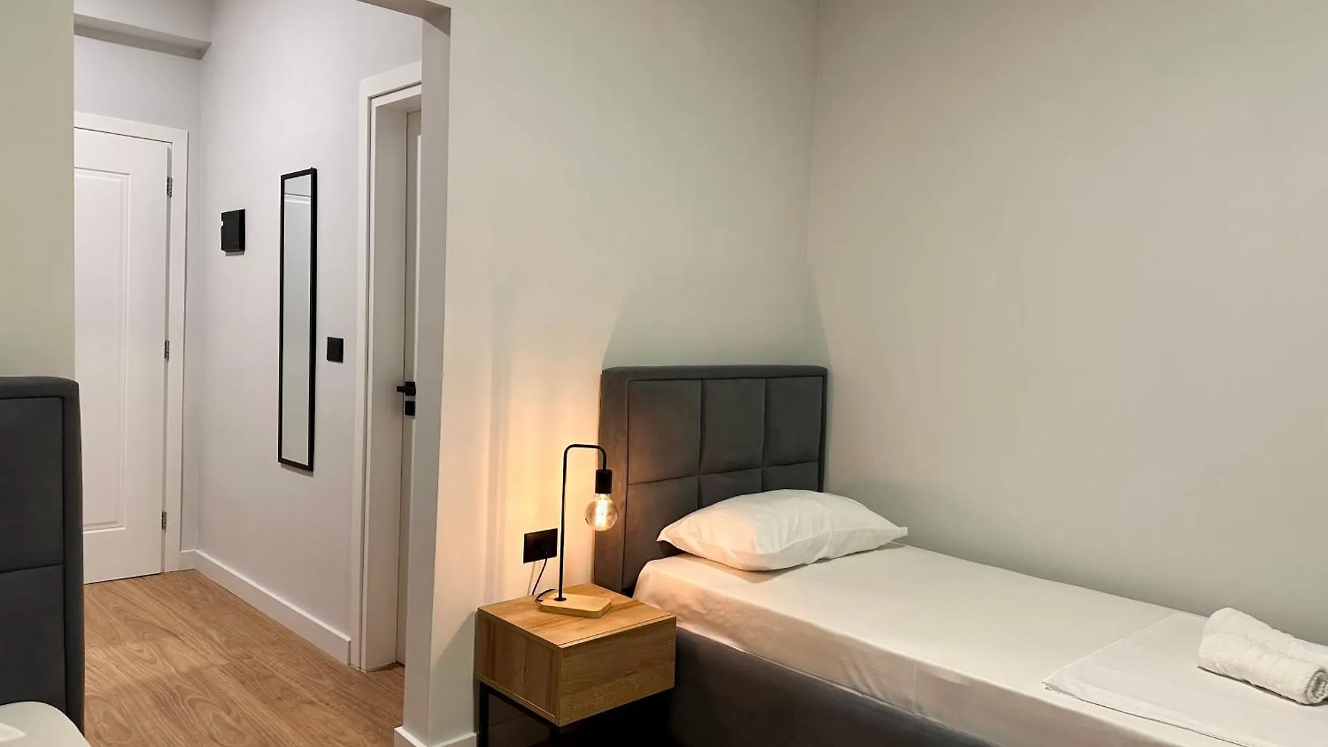 Lidia Apartments Sarande