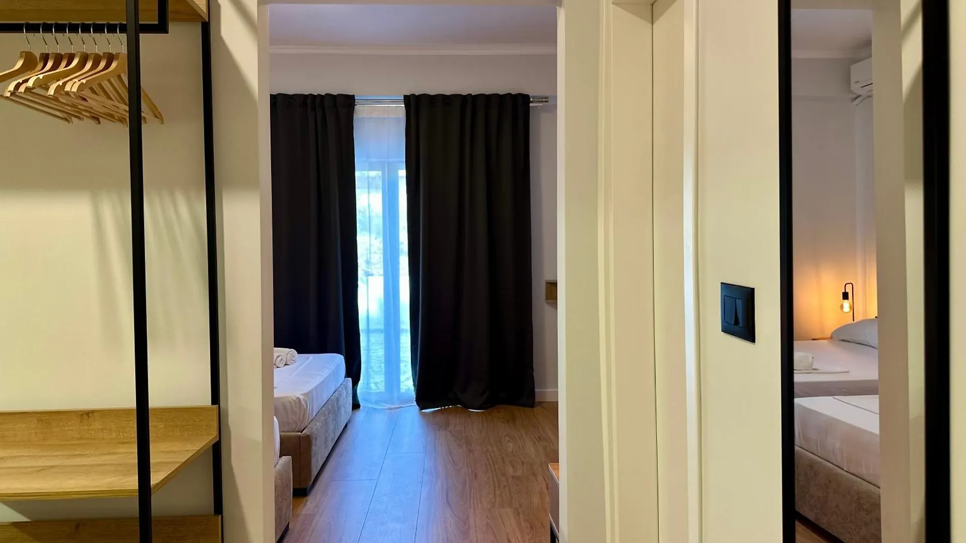 Lidia Apartments Sarande