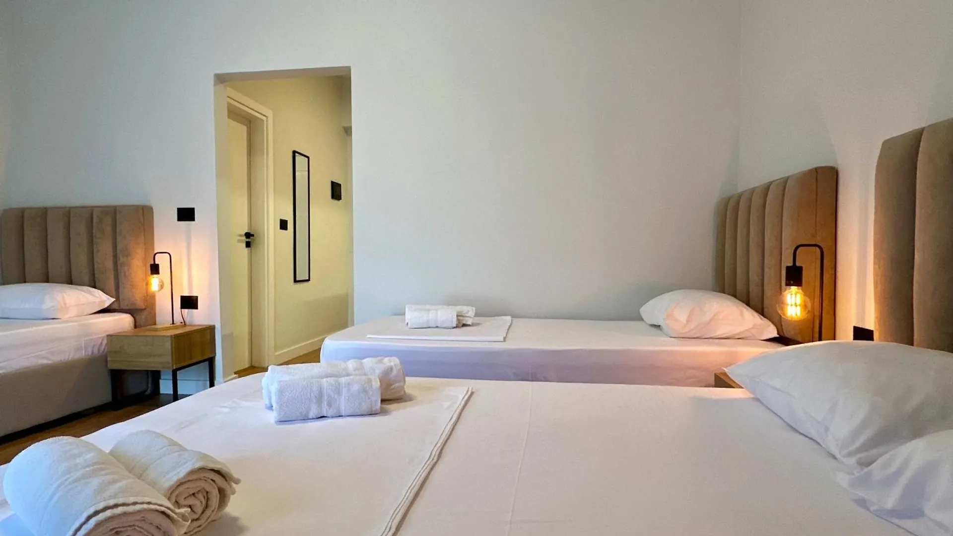 Lidia Apartments Sarande